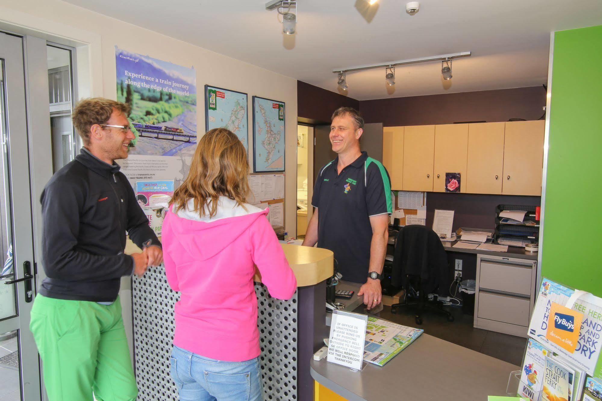 Amber Kiwi Holiday Park & Motels Christchurch Esterno foto