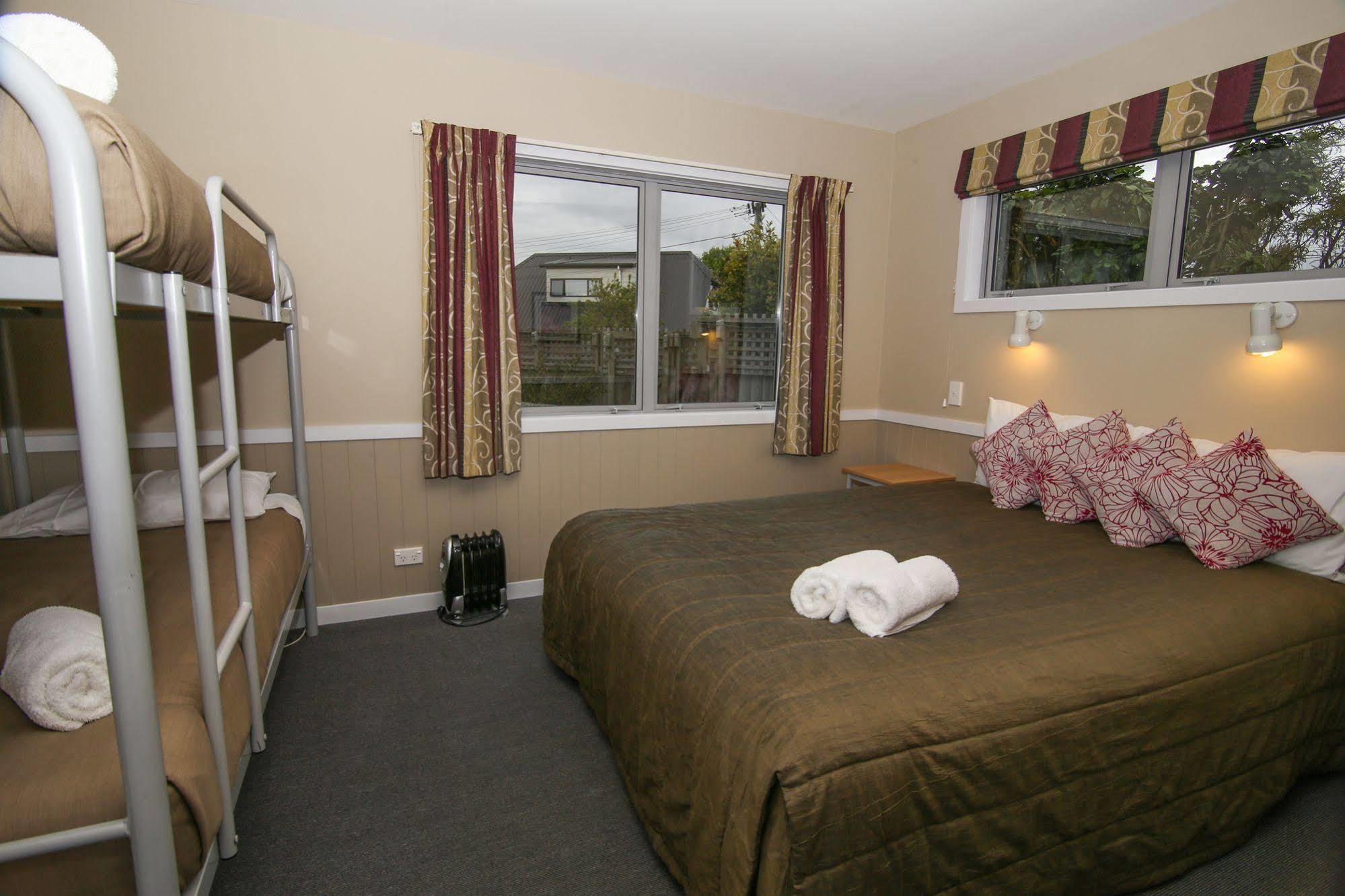 Amber Kiwi Holiday Park & Motels Christchurch Esterno foto